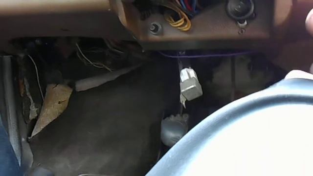 Ваз 2108 / Как обнулить счетчик суточного пробега?! смотреть онлайн