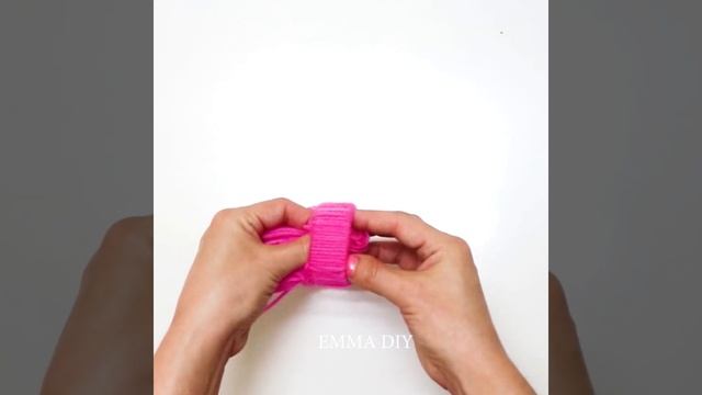 6 DIY Cute And Easy YARN Crafts ! FASCINATING IDEAS WITH YARN!!