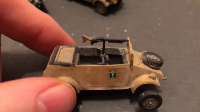?? ? 1/72 Scale WW2 German Kubelwagen Model Collection One With MG42 Machine Gun ????