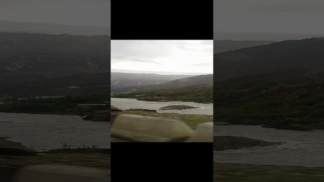горная река Дагестан. смотреть онлайн
