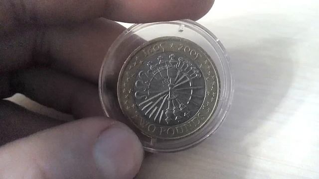 Биметаллические монеты Великобритания 2 фунта 2005 (406) 400 лет "Пороховому заговору" смотреть онлайн