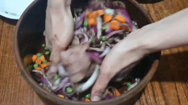 Торли(рагу) по египетски в глиняной посуде. (таген).????? (طريقه عمل التورلي) смотреть онлайн