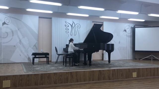 И.С. Бах Менуэт, В.Кисин Новогодний марш смотреть онлайн