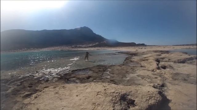 Balos Beach, Crete Greece // Between Mountains and Magical Blue Lagoon, Top Most Beautiful Place смотреть онлайн