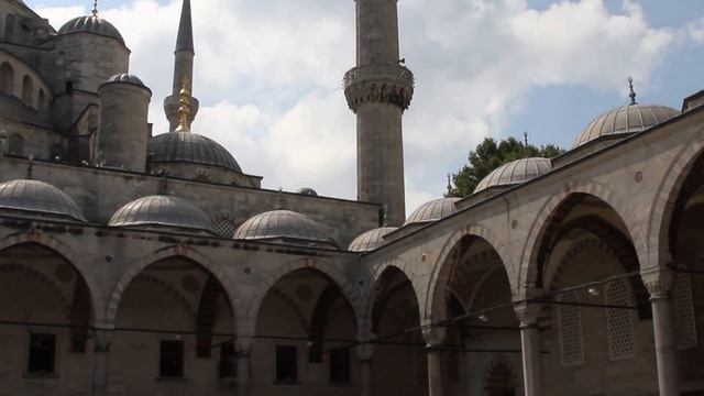 Istanbul. Площадь Султанахмет. Двор Голубой мечети смотреть онлайн