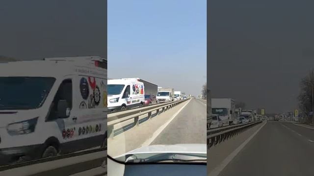 И снова немного о пробках на дорогах Краснодарского края... смотреть онлайн