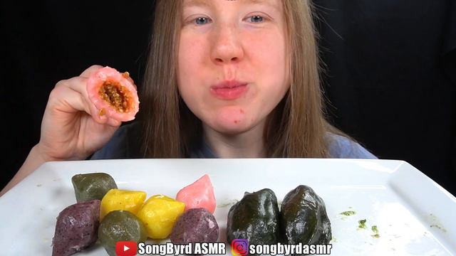 ASMR KOREAN RICE CAKES (SONGPYEON) MUKBANG (No Talking) EATING SOUNDS смотреть онлайн