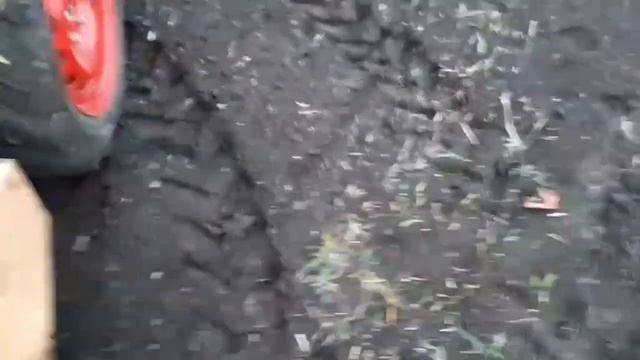 Випробування активної фрези на вологому грунті смотреть онлайн