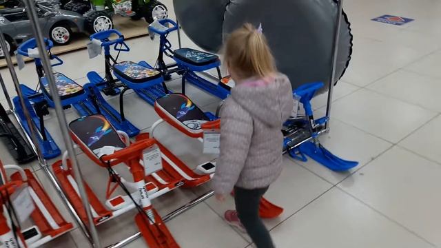 Vlog | Детский магазин Rich Family выбираем снегокат смотреть онлайн