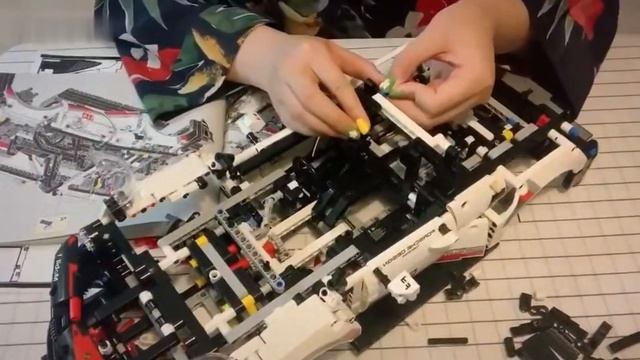 Lego Technic Car 42096 Porsche 911 RSR Unboxing & Speed Build & Review