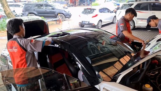 Wrapping mobil 86 - Black Gloss смотреть онлайн