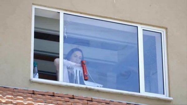 Магнитная щетка Glider для мытья окон