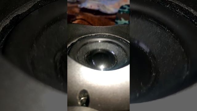 JBL CHARGE 3 FAKE BASS TEST смотреть онлайн