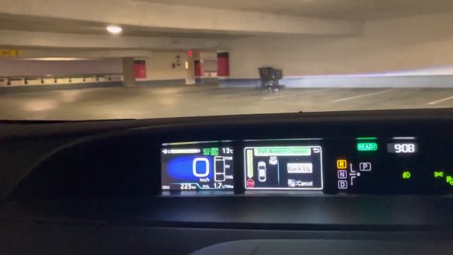 2021 Toyota Prius Prime intelligent parking assist fails. Just don’t trust it???it will kill you смотреть онлайн