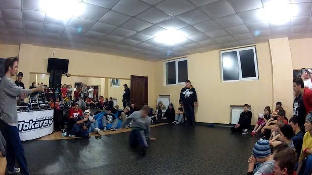 Покажи свой арсенал: Hize VS Skat смотреть онлайн