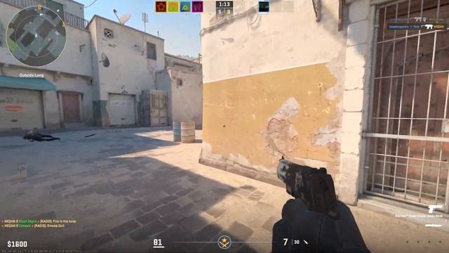 Барабашка настучал по бестолковке глупому школьнику в балаклаве в CSGO2 смотреть онлайн