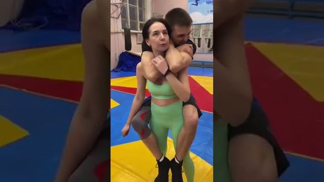 Выход из удушающего смотреть онлайн