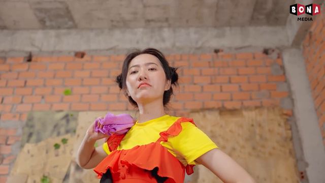 Don’t Feel Jealous, Suzy! Let's Dance Together - Funny Stories About Baby Doll Family смотреть онлайн