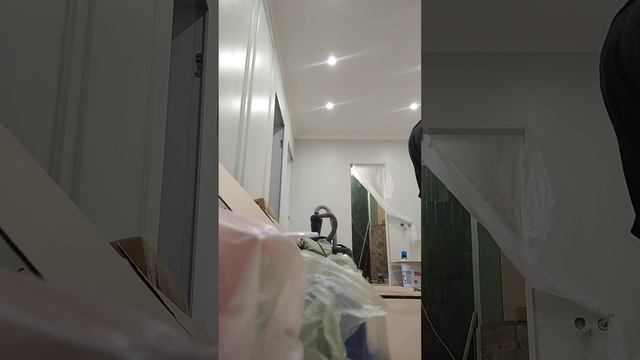 как мы клеили зеркало на боковину шкафа "@"СБОРКА МЕБЕЛИ смотреть онлайн
