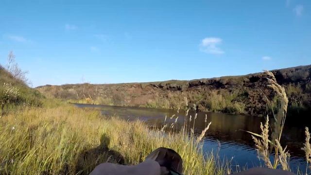 Рыбалка.Ловля щуки на малой речке.Осенний жор щучки.Самодельная блесна и топовый китайский брелок) смотреть онлайн