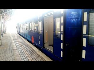 ЭКСКЛЮЗИВ!!! Казанка. ЭП2Д 0109 "РЭКС" с приветливой локомотивной бригадой на платформе "Отдых".