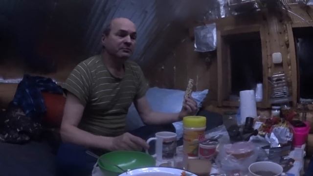 НА ОЗЕРО В ИЗБУШКУ. смотреть онлайн