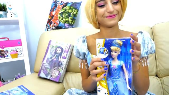 Princess Cinderella plays Peppa Pig Instruments! Peppa Band Set for kids! смотреть онлайн