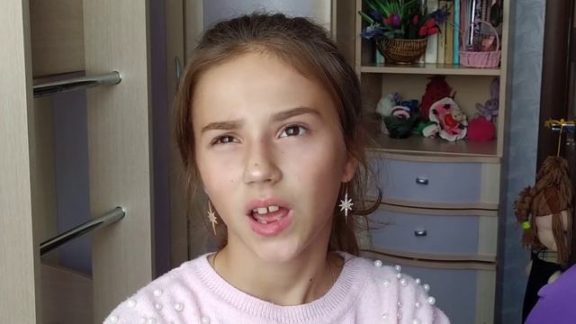 Крашусь в школу? Как зовут моих родителей? Как стать блогером? смотреть онлайн