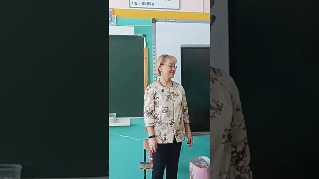 Поздравление учительницы Булиной Татьяны Григорьевны в школе 63 с 8 марта смотреть онлайн