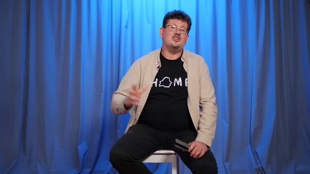 ? Першая кніга прозы аб пратэстах Беларусі: Бахарэвіч, Ператрус у музеі смотреть онлайн