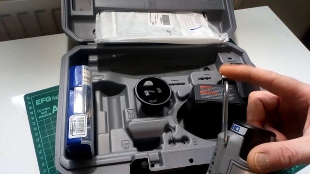Краткий обзор Dremel 8220. Распаковка