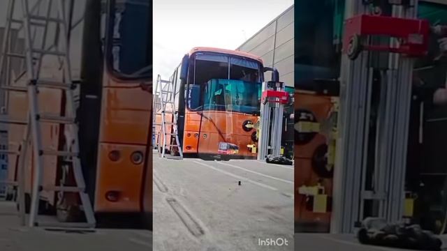 Как заменить ветровое стекло на автобусе смотреть онлайн