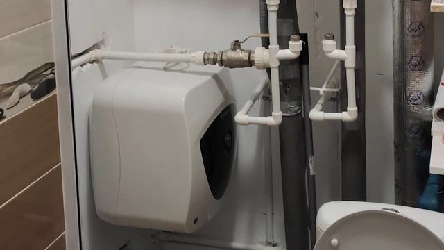 Водонагреватель Ariston ABS ANDRIS LUX [6, 10, 15] OR/UR смотреть онлайн