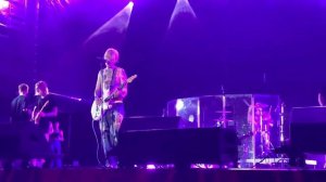 ДЖИЗУС ВЫСТУПАЕТ НА ФЕСТИВАЛЕ «FOX ROCK FEST»