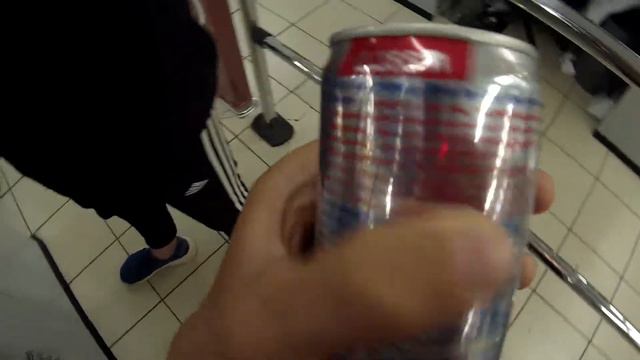 РЕЙД #1 НА "ПЕРЕКРЕСТОК": НЕ ПРОДАЛИ РЭДБУЛЛ, КАЧАЕМ ПРАВА С ПРОДАВЩИЦАМИ смотреть онлайн