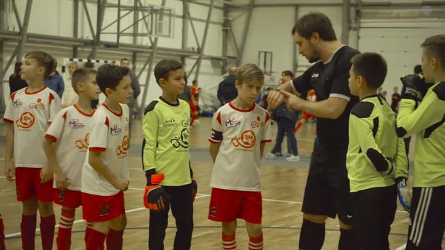 «МИНЬКА 12+» — драйв и футбол от самых старших участников🔝 смотреть онлайн