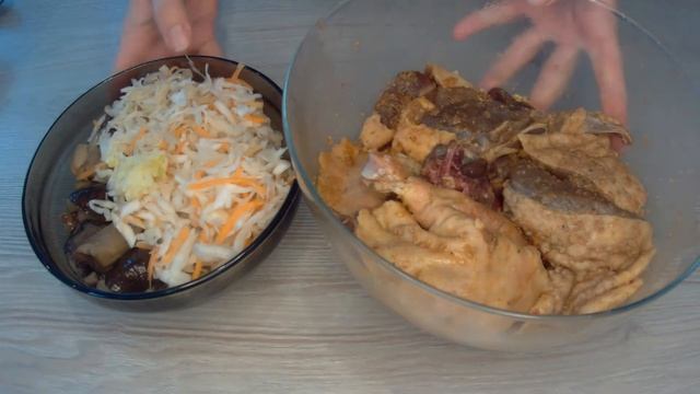 Утка с квашеной капустой и лесными грибами. Рецепт. смотреть онлайн