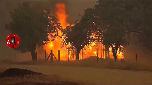 El volcan kilauea descansa Mientras los incendios alrededor del mundo aumentan #kilauea #incendios смотреть онлайн