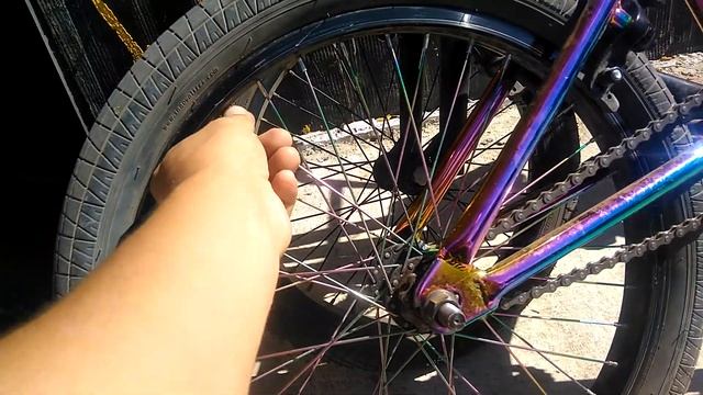 BMX Как протянуть спицы! Восьмёрку можно исправить. смотреть онлайн
