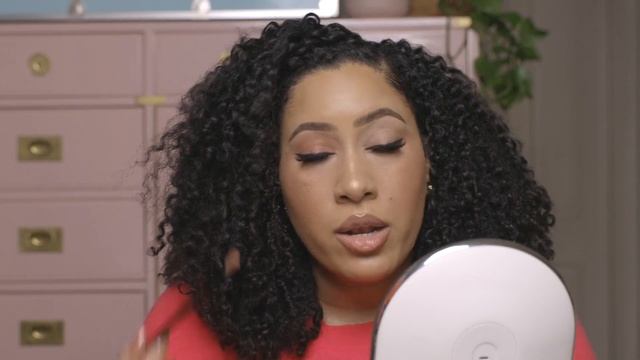 How to Apply Liquid Eyeshadow in 2 Steps | Sephora Beauty Newbie смотреть онлайн