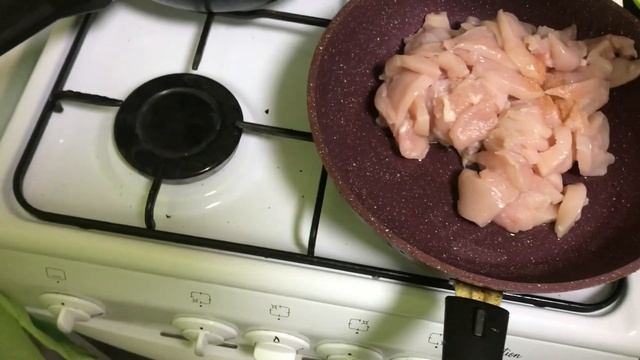 Мужская кухня Курица в сметанно грибном соусе смотреть онлайн
