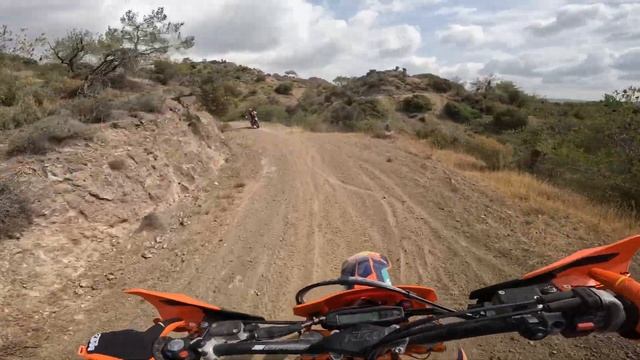 KTM offroad rides / КТМ покатушки по пересеченной местности GX010278 смотреть онлайн
