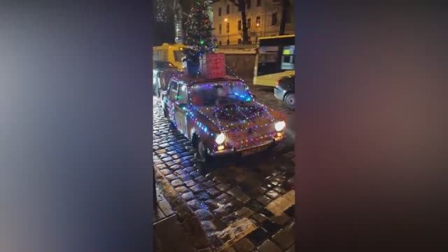 Жигули Санты, Айфон в хлам, Собака разрушитель смотреть онлайн