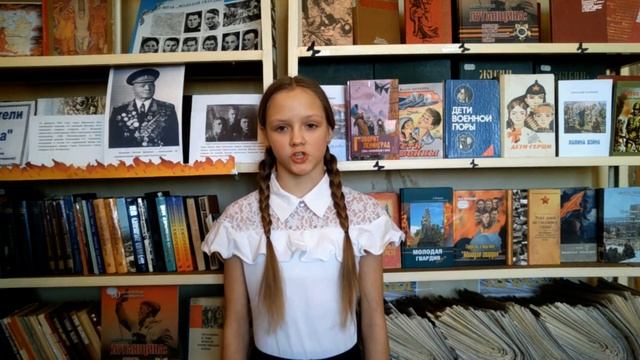 М. Стихотворение "Разведчик", автор: Ольга Берггольц, исполняет: Голышевская Владислава. смотреть онлайн