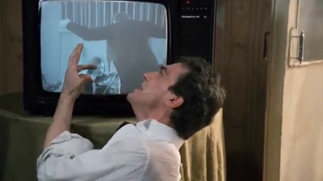 Ширли-мырли — Суки рваные смотреть онлайн