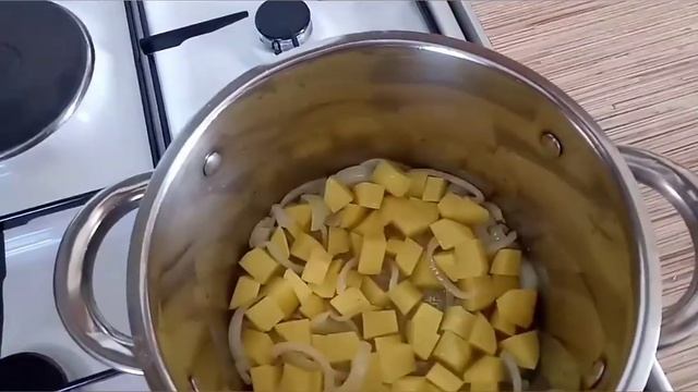 Очень вкусный грибной суп-крем.