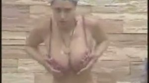 Выжим сисек-сиськи на прокачку