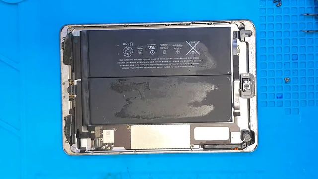 iPad Mini 2 Touch Replacement | iPad Mini 2 Disassembly | Tech Support смотреть онлайн