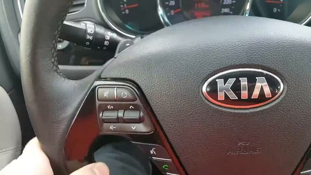 Киа Cee'd SW смотреть онлайн