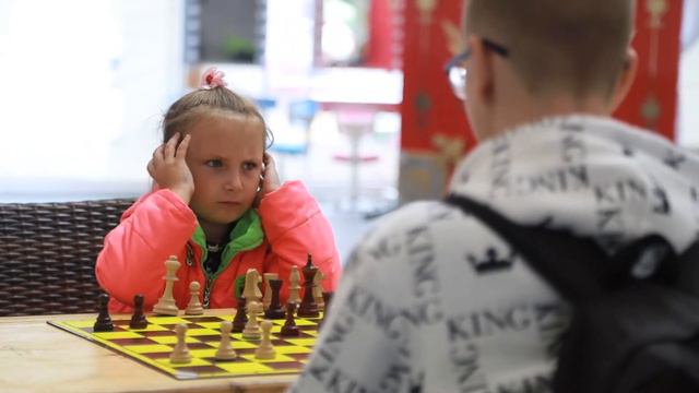 Семейный шахматно-шашечный фестиваль смотреть онлайн